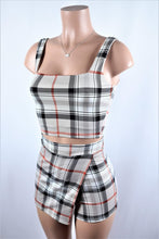 Load image into Gallery viewer, Plaid skort
