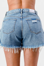 Load image into Gallery viewer, Side slid denim shorts
