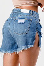 Load image into Gallery viewer, Side slid denim shorts
