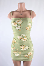 Load image into Gallery viewer, Green floral mini dress
