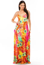 Load image into Gallery viewer, SPAGHETTI STRAPPED MAXI DRESS
