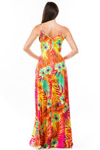 Load image into Gallery viewer, SPAGHETTI STRAPPED MAXI DRESS
