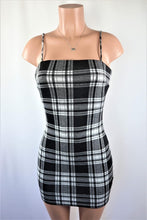 Load image into Gallery viewer, Plaid mini dress
