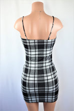 Load image into Gallery viewer, Plaid mini dress
